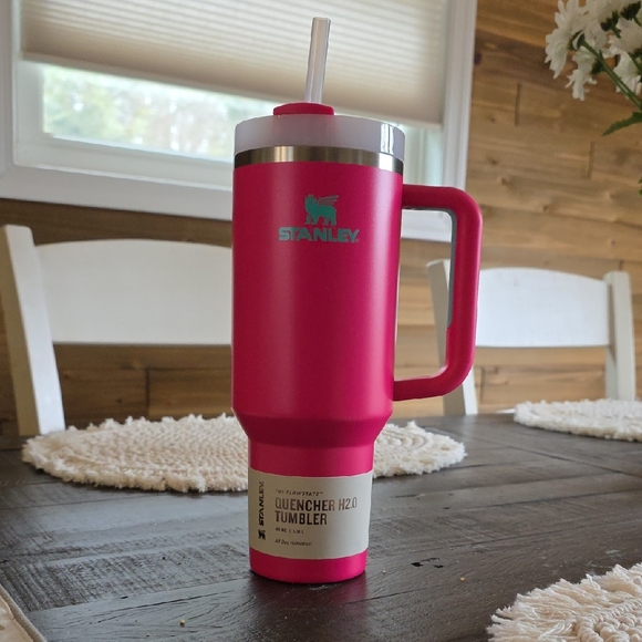 Stanley Other - Stanley Fuchsia Quencher H2.0 Tumbler